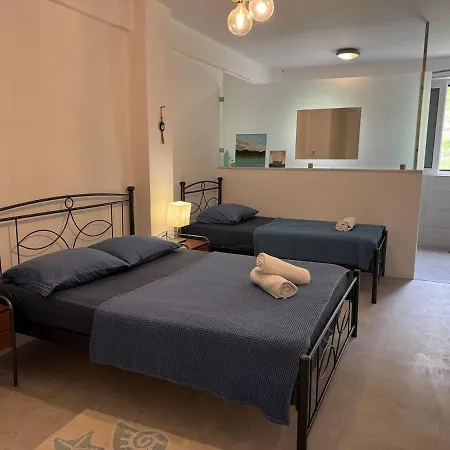 The House בית נופש