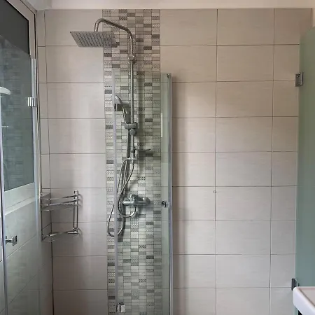 בית נופש The House *